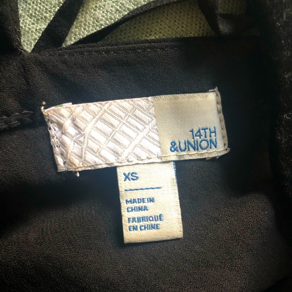 14th and Union Black Lace Top - Picture 3 of 4